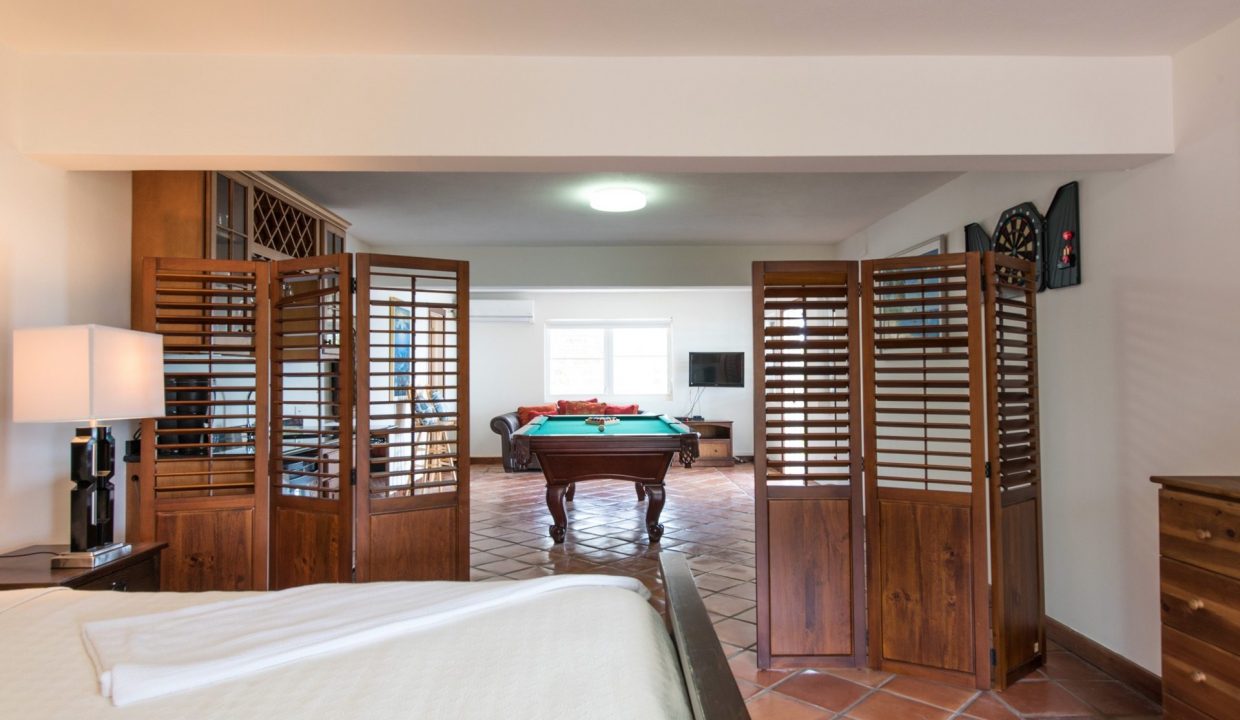 Spyglass-hill-villa33-1920x1282-1