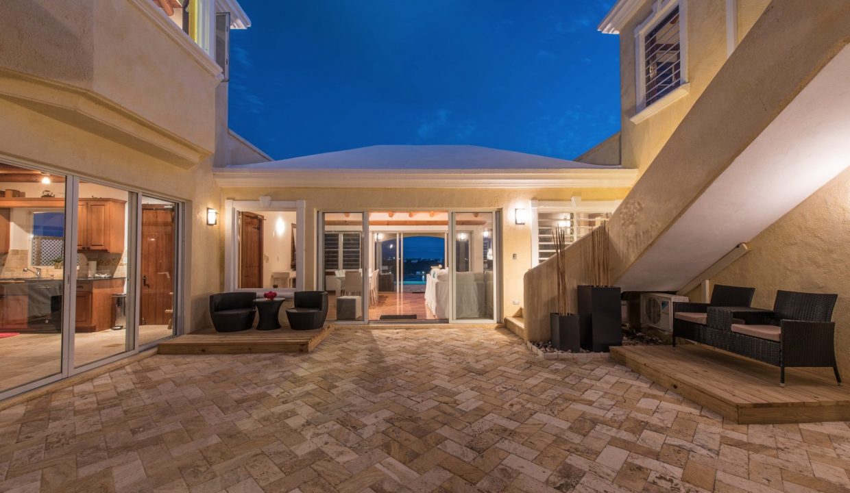 Spyglass-hill-villa97-1920x1282-1