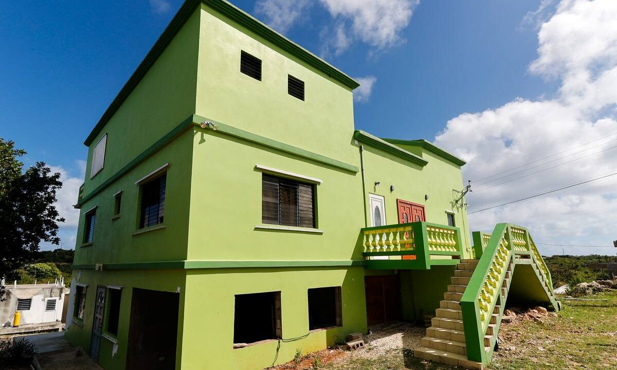 0e5eef8b-1816-4b6f-b3b4-08c9639c9663