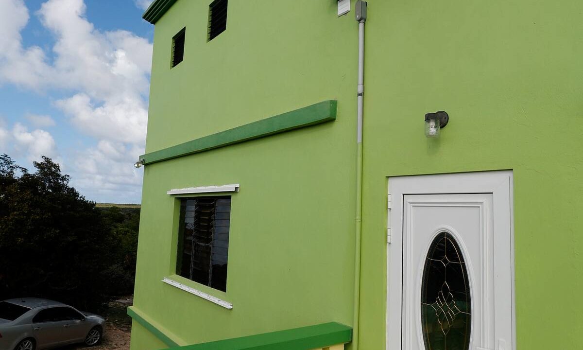 12e00762-a683-4010-b2bc-0f23a7b946b6