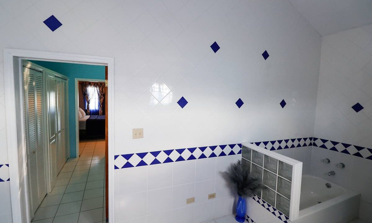 4dd14fde-0d40-45b5-a488-fd649048c168