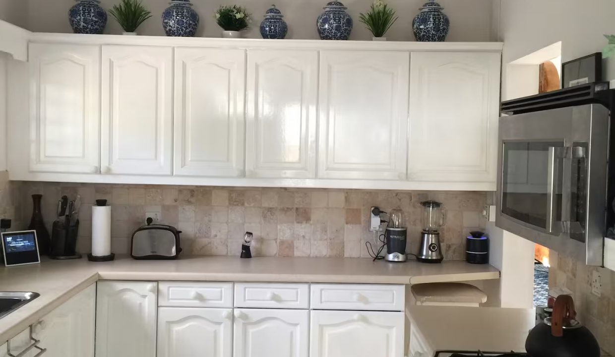 8b6da504-087c-4bca-9ea8-0d06ac2c19fb