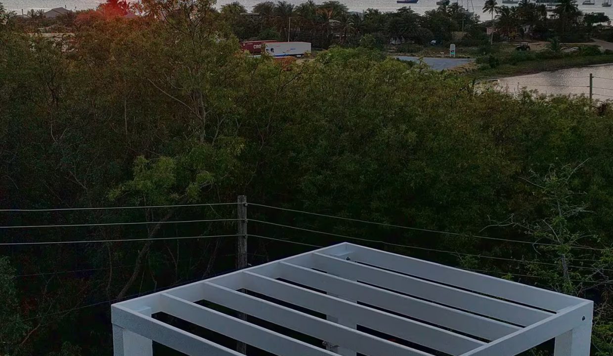 8c5802be-5a19-41c7-8e95-94d8d470f638