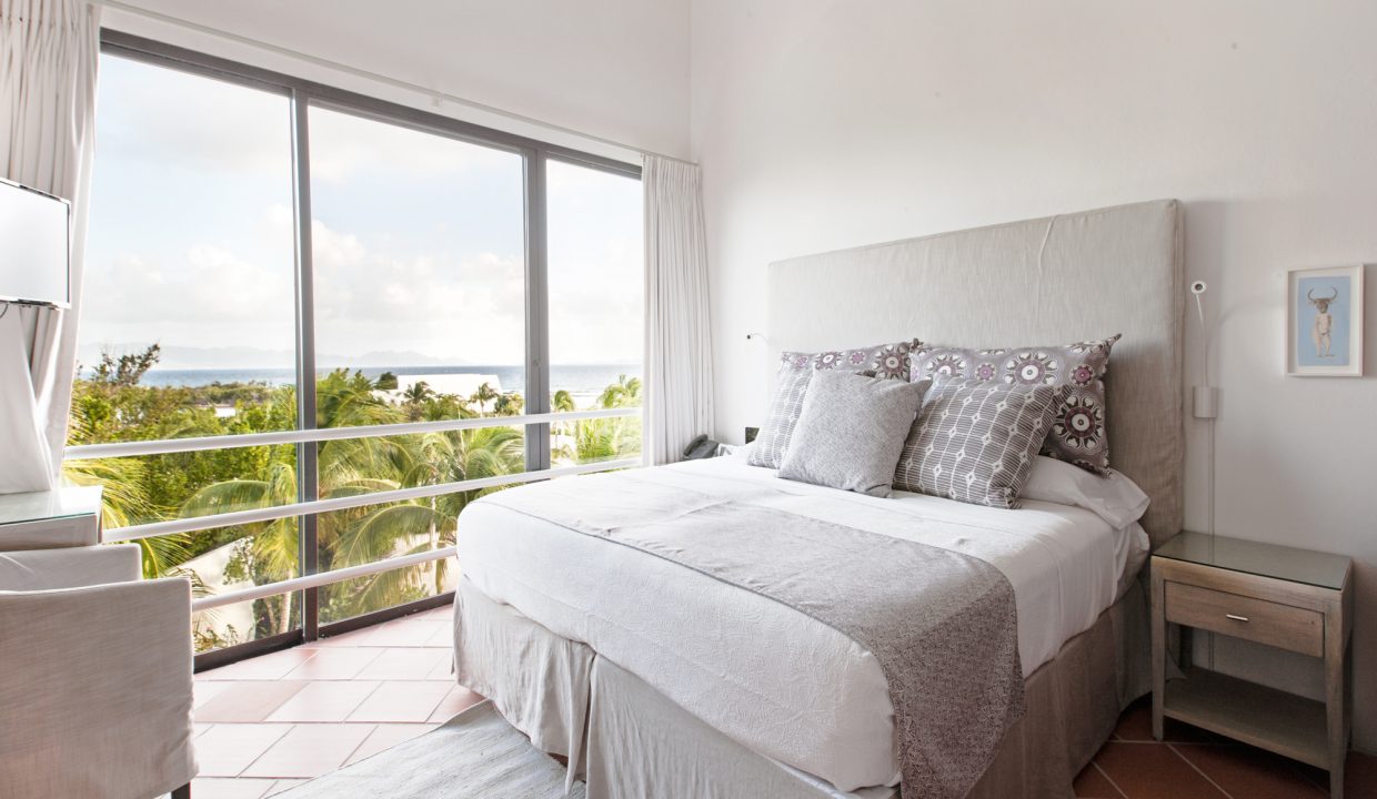 Blue_Diamond_Interior_114-3