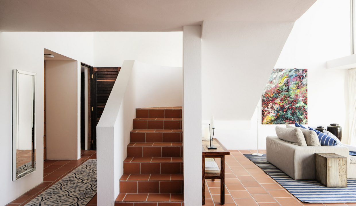 Blue_Diamond_Interior_125-scaled