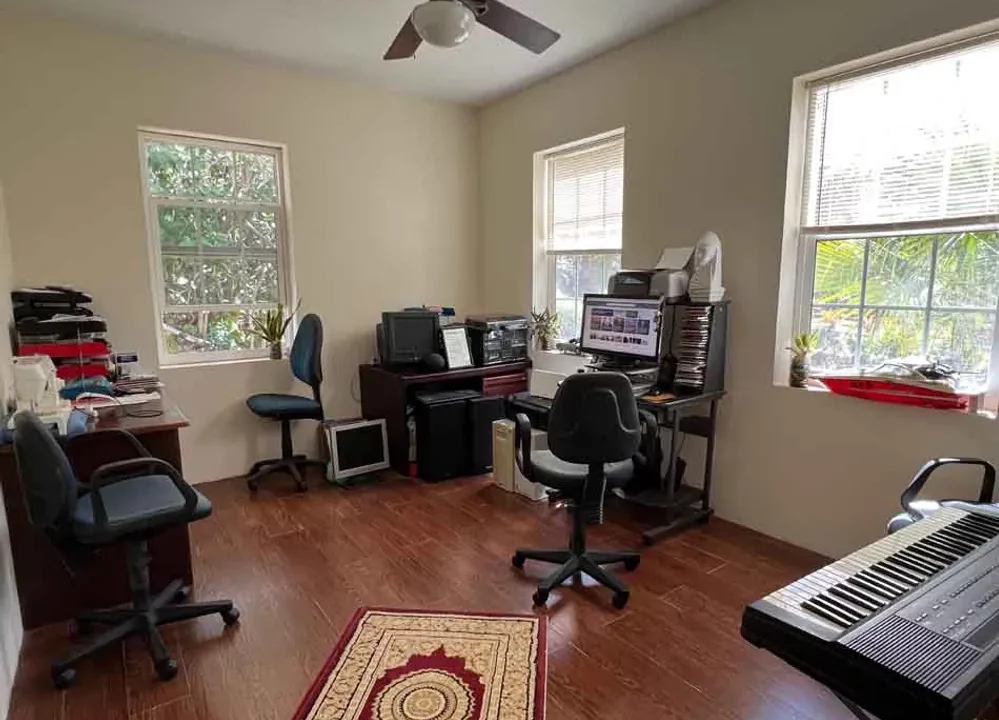 Denito-Long-Bay-West-End-16