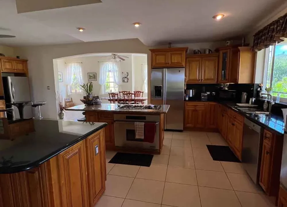 Denito-Long-Bay-West-End-31