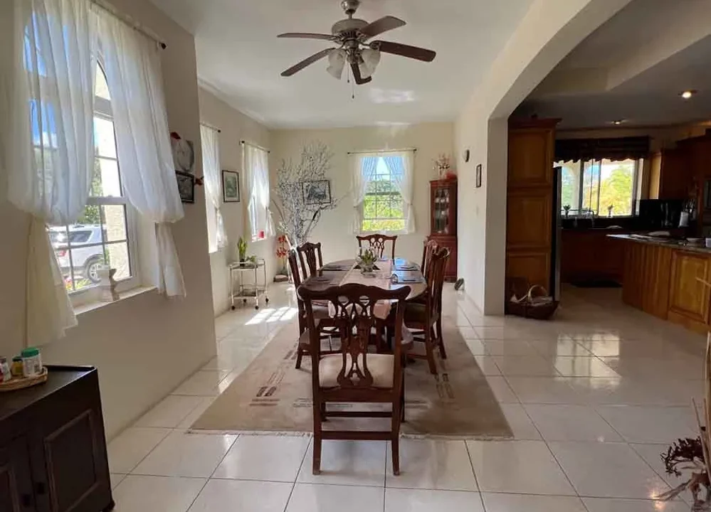 Denito-Long-Bay-West-End-38