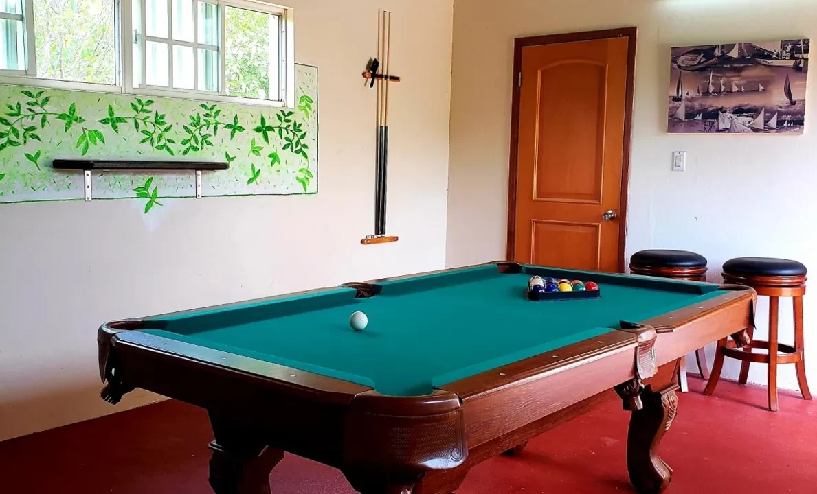 Kuhl-Breeze-Sea-Side-Villa-32