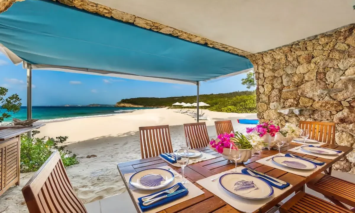 Santosha-Anguilla-12