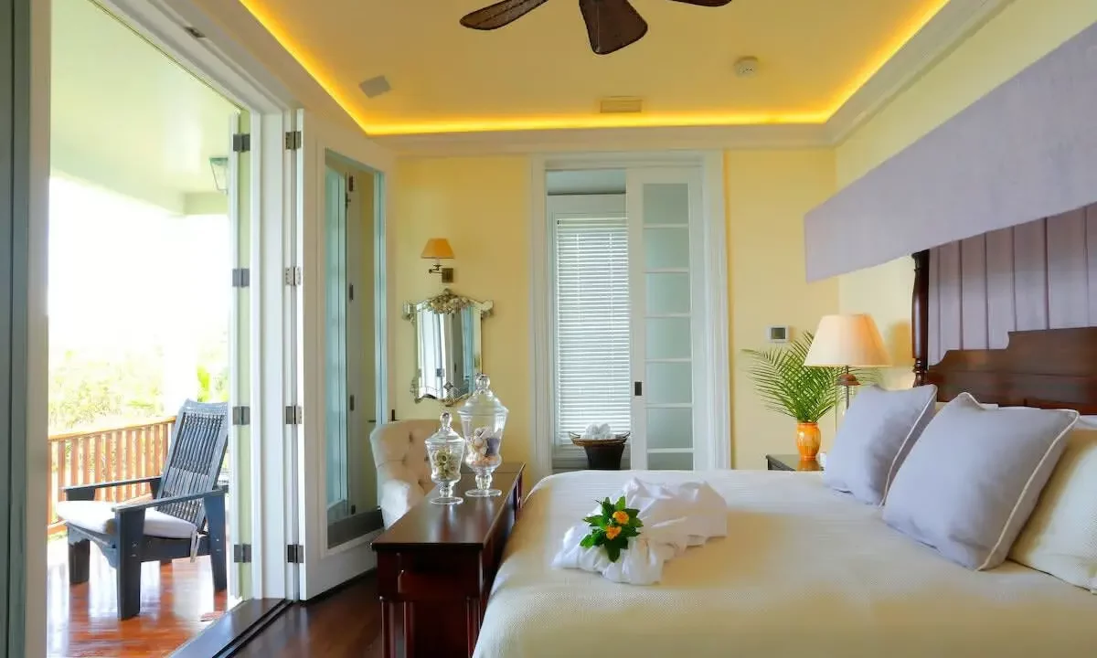 Santosha-Anguilla-34