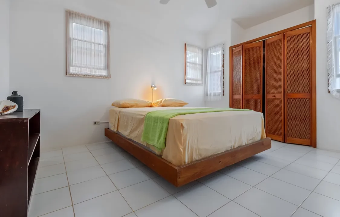 Swing-High-Detached-Home-18