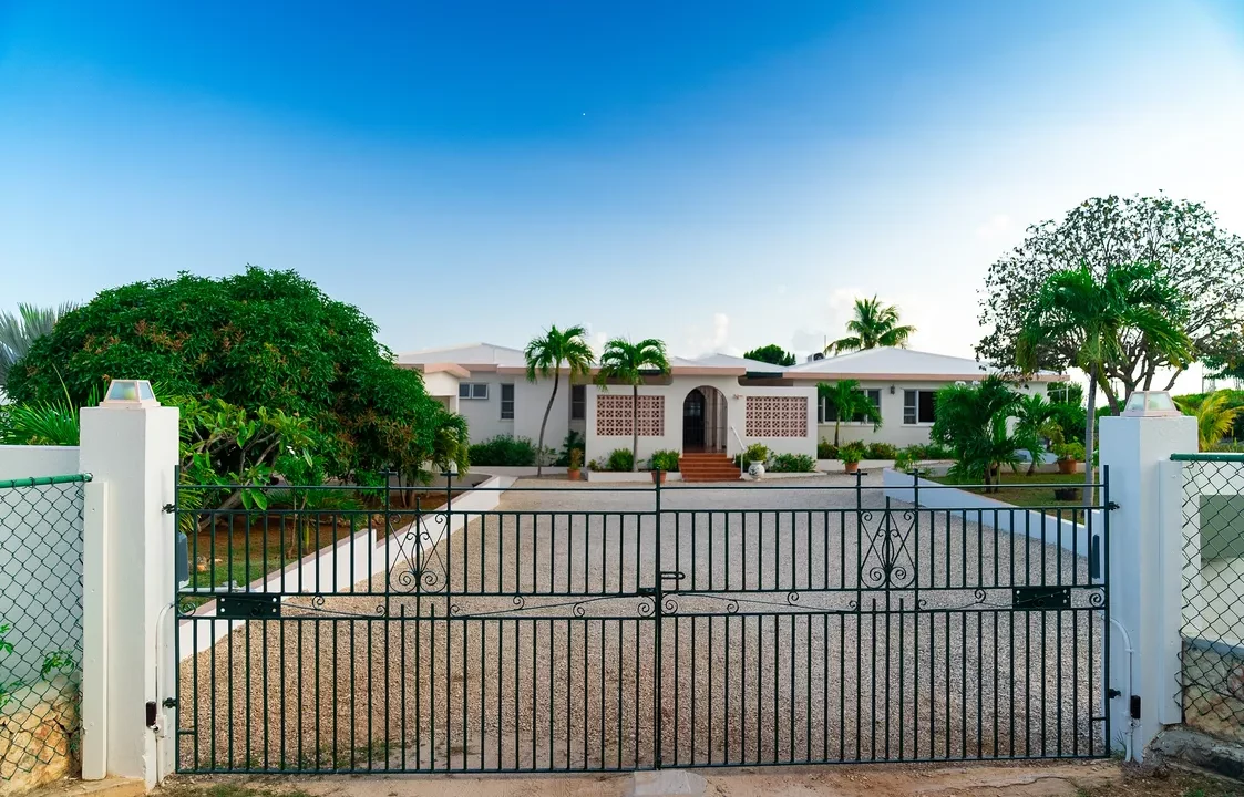 Swing-High-Detached-Home-36