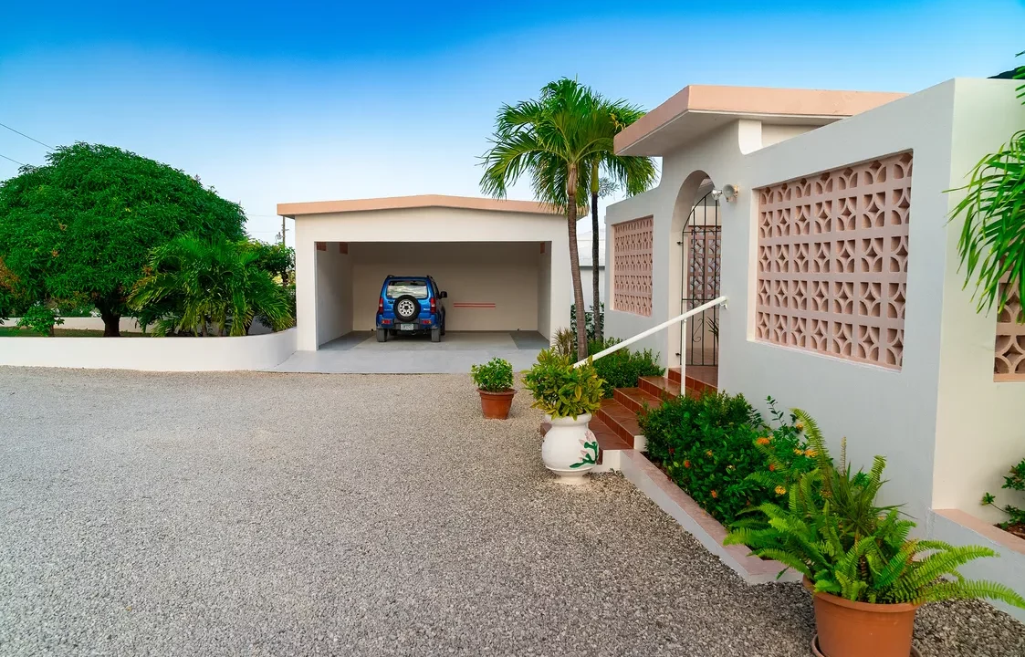 Swing-High-Detached-Home-38