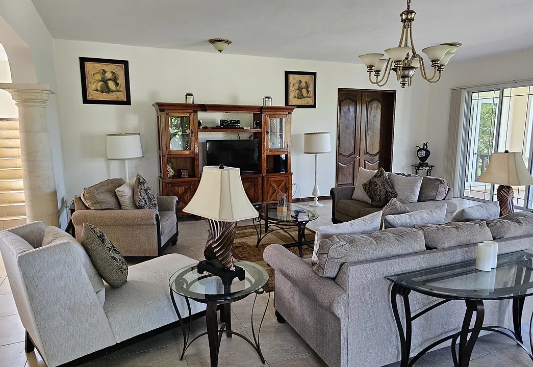 d92b62_30390b7fb21d446d9c04eee525e4ec11~mv2