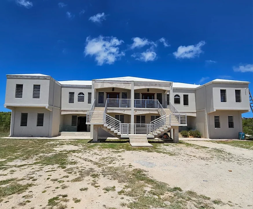 d92b62_47b303ef21314cc18c3dd3de9b588f7d~mv2