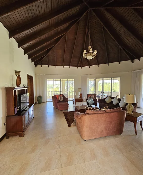 d92b62_90d587d65a3f48efbaf4fe4793349a43~mv2