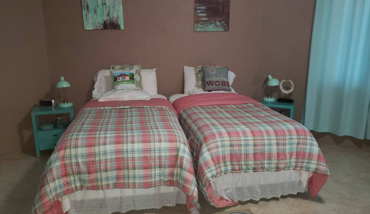 50726030_393904688044952_5123466521758138368_n