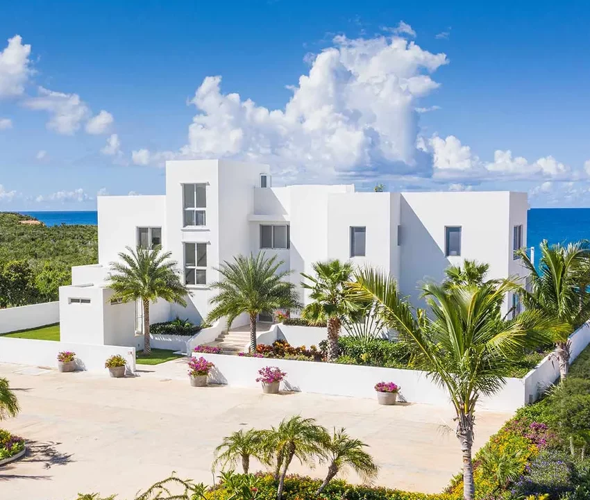 eyJidWNrZXQiOiJsYWN1cmUtYmFja29mZmljZSIsImtleSI6InBpcFwvbWluaXNpdGVcLzNiZmQta2FuZGFyYV92aWxsYV9mcm9udF9leHRlcmlvcl8wMjcwLmpwZyIsIm9wdGlv